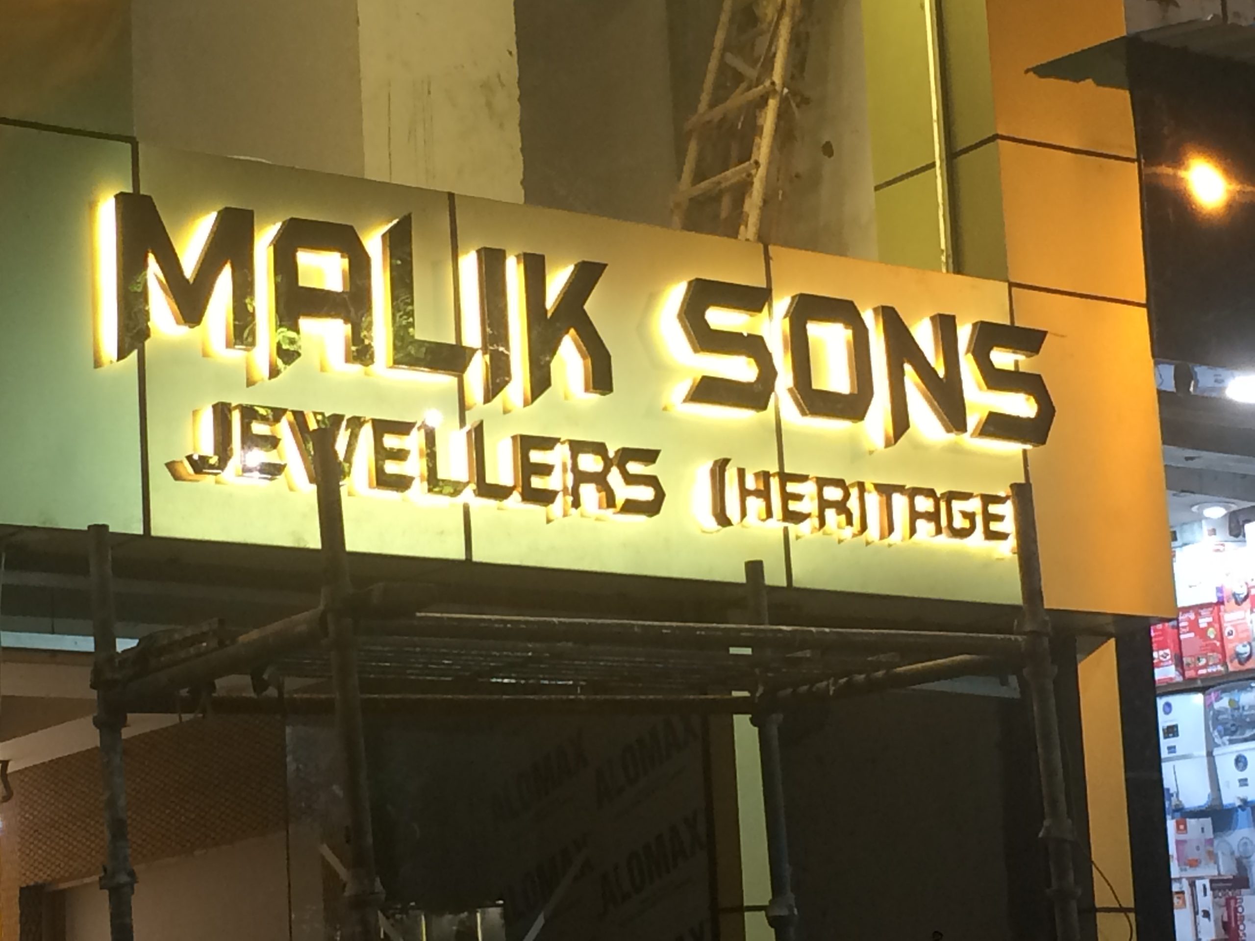 Malik Sons Jewellers